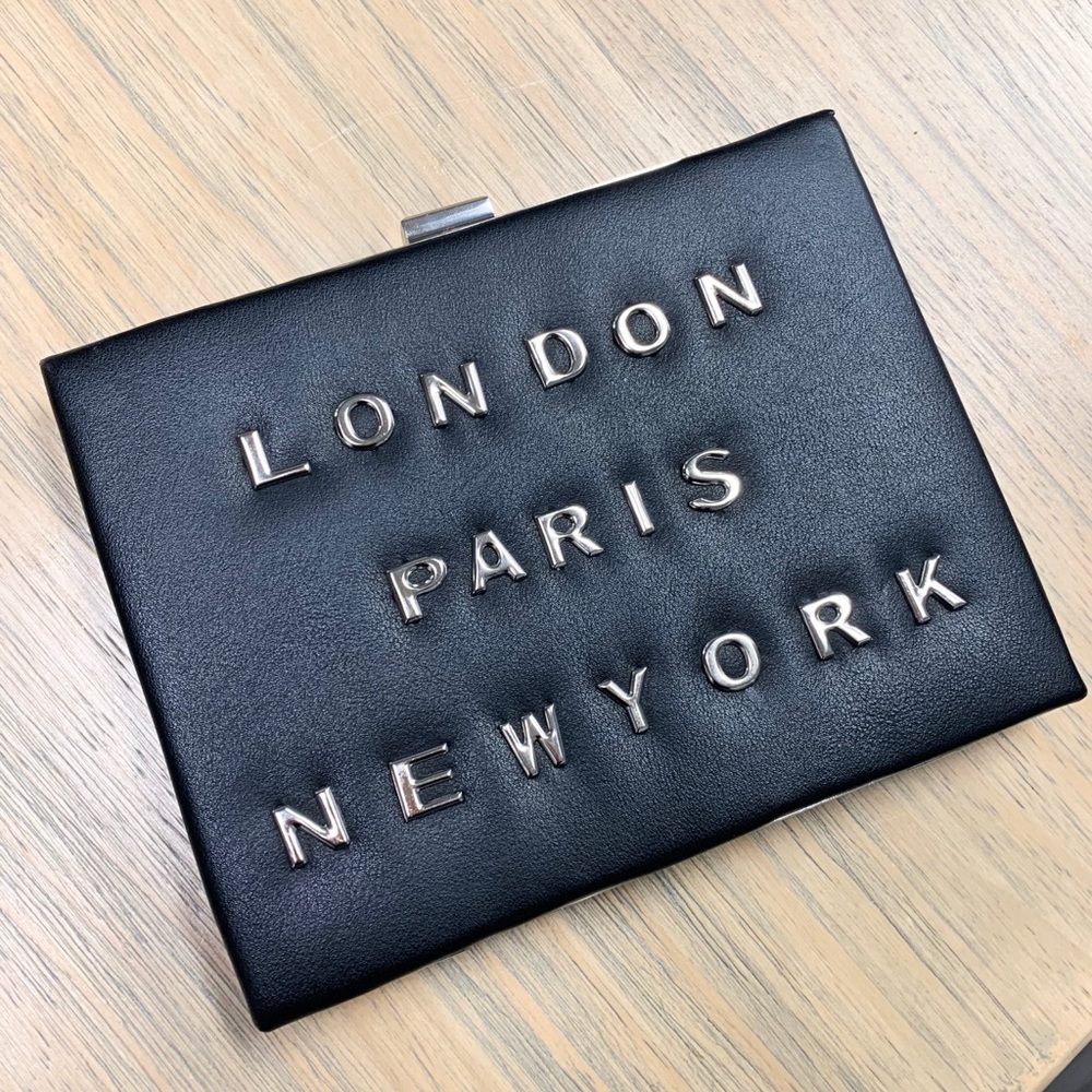 Women’s Clutch